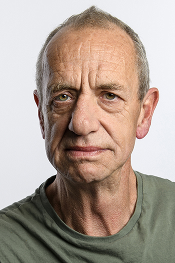 Arthurs Smith is a session chair at the Chiswick Book Festival